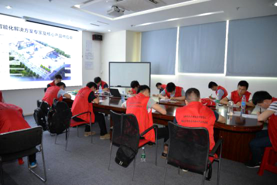 深?yuàn)W圖儀控學(xué)院?；沸袠I(yè)大講堂