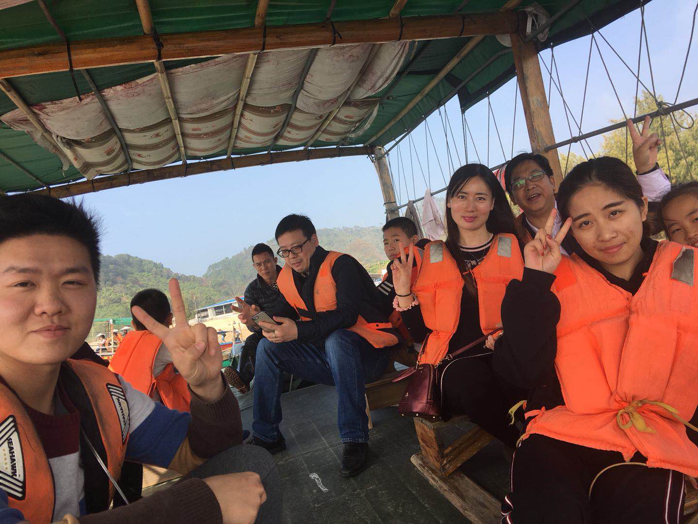 深?yuàn)W圖 深?yuàn)W圖